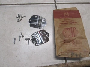 Vintage National Lock Company N58-032 Cabinet Hinges Chromium Plated New In Pack - Picture 1 of 4
