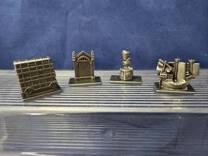 Harry Potter Scene It 2nd Edition DVD Game 4 Replacement Pieces Movers Tokens - Picture 1 of 7