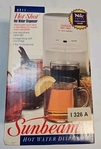 Sunbeam 3211 Heißwasserspender 16 Unzen Weiß Neu aus altem Lagerbestand Vintage Neu im Karton Bohnensuppe Inc - Bild 1 von 22