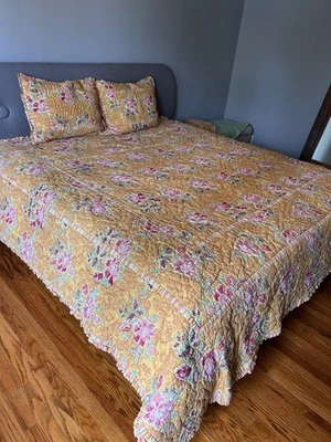 Soft Surroundings Queen Yellow Roses Floral Cottage Quilt & 3 Pillow Shams - Image 1 of 4