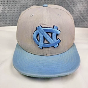 Gorra North Carolina Tar Heels NCAA Strapback 9Fifty New Era Mediana/Lg *Ver Disco* - Imagen 1 de 13