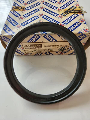 Sello de grasa del buje delantero Nissan 40232-41W01 1980-83 camioneta Nissan 720 NUEVO NOS Foto 1 de 2