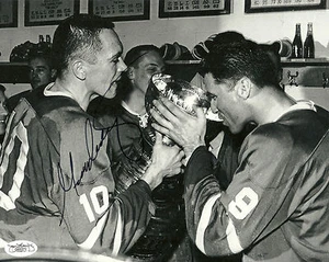 George "Chief" Armstrong Signed Photo 8x10 JSA Authenticated Toronto Maple Leafs - Picture 1 of 5