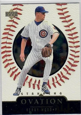 Cubs 1999 Upper Deck Ovation - Kerry Wood #12 Standing Ovation 362/500 raro Foto 1 de 2