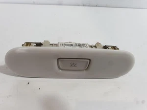 AUDI A4 COURTESY LIGHT REAR 8T0947111, CREAM, B8 8K, 04/08-06/12 - Picture 1 of 9