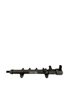 Jeep Compass Fuel Rail With Sensor a6510700700 r9144z240a Genuine 2.2 Crd 2011 - Picture 1 of 2