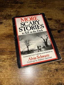 More Scary Stories To Tell In The Dark - Paperback(Vintage 1990)Halloween Book - Picture 1 of 7