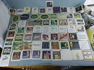 Lot de 64 SOUS BOCK différents KARLSBERG KARLSBRÄU bierviltje Bierdeckel E93 - Picture 1 of 8