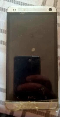 HTC ONE M7 guasto per pezzi di ricambio - Immagine 1 di 2