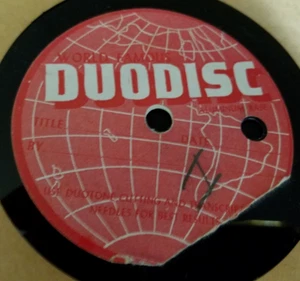 78RPM Doutone Recording Kirk Denmark (Beloit, WI) - Oratory of Queen Bee, V+E- - Picture 1 of 6