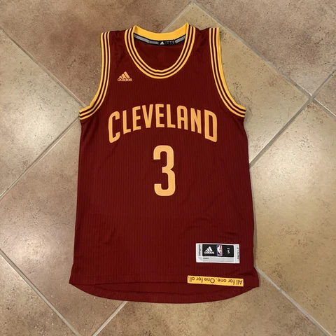 ADIADAS MENS SWINGMAN CLEVELAND CAVALIERS 3 THOMAS RED JERSEY SMALL Cover