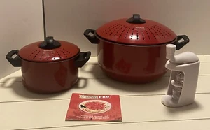 2 Red Pasta Pro Pots Pans with Grater - Photo 1/13