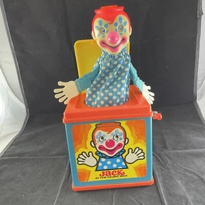 Vintage Mattel JACK IN THE BOX 1976 Wind Up Musical Clown - Picture 1 of 13