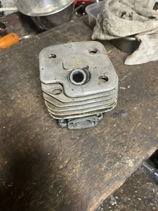 Husqvarna 272XP Chainsaw Cylinder - Picture 1 of 7