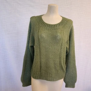 Vintage Hand Knit Sage Green Women's Medium Angora Scoop Neck Pullover A278 - Picture 1 of 9
