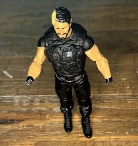 Seth Rollins The Shield Debut 2013 WWE Mattel Loose Action Figure Missing Hands - Picture 1 of 4