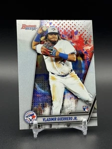 Bowman's Best 2019 VLADIMIR GUERRERO JR. Rookie #26 Toronto Blue Jays - Foto 1 di 1