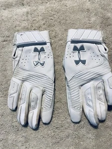 Under Armour Football gloves size XS youth - Picture 1 of 3