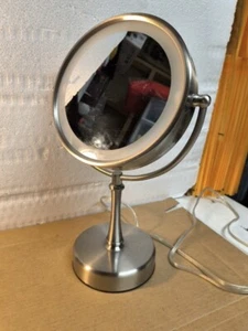 Intertek 16.5"Double-Sided "Touch" Lighted Vanity Makeup Mirror W/USB Port T92GG - Picture 1 of 6