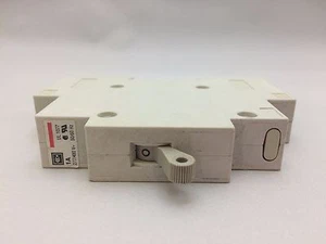 CUTLER-HAMMER SPHM1RM0001 1A 480V 1P SUPPLEMENTARY PROTECTOR CIRCUIT BREAKER - Picture 1 of 4