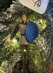 Neu Prinz Phillip mit Glitzerschild Dornröschen Weihnachtsschmuck mit Etikett - Bild 1 von 1
