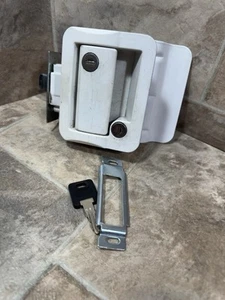 White RV Paddle Entry Door Lock Latch Handle Deadbolt Camper Trailer (Preowned) - Picture 1 of 6