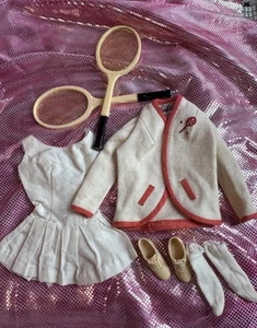 Vintage Mattel 1960s Barbie’s Tennis Anyone #941 Near Complete With 2 Rackets - Picture 1 of 7