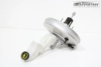 2021-2023 NISSAN ROGUE POWER BRAKE BOOSTER & MASTER CYLINDER & RESERVOIR OEM - Image 1 of 4