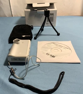 Vintage Flip Video Camcorder M 225 White 2x Digital Zoom CD Tested Working - Picture 1 of 11