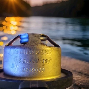 CUMMINS 🌡 OEM #3049000 🌡 160° thermostat 🌡 NEW - Out Of Box #Desiel #Trucks  - Picture 1 of 7