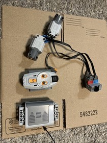 LEGO Power Functions: IR Remote 8885, Battery Box 8881, Motors