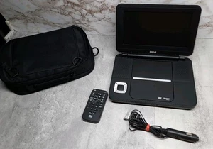 Reproductor de DVD portátil RCA DRC6309 con estuche, control remoto, adaptador para automóvil (leer descripción) - Imagen 1 de 11