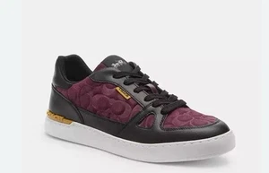 Coach Herren Clip Court geprägtes Wildleder Sneaker Größe 13 Farbe Deep Berry CN324 Neu im Karton - Bild 1 von 2