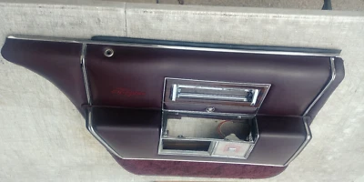 1987 1988 1989 Brougham dElegance usado panel de puerta trasera izquierda usado OEM Cadillac Foto 1 de 4