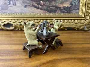 Vintage Vienna Austria Cold Painted Bronze GROUP OF TWO PIGS HAVING DINNER - Picture 1 of 11