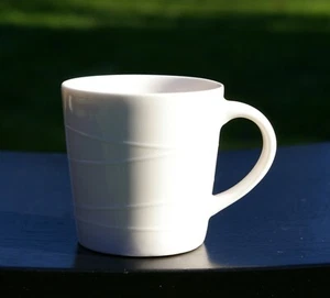 Mini taza Starbucks Coffee Company 2004 At Home Collection 2 3/8" Espresso Shot - Imagen 1 de 10