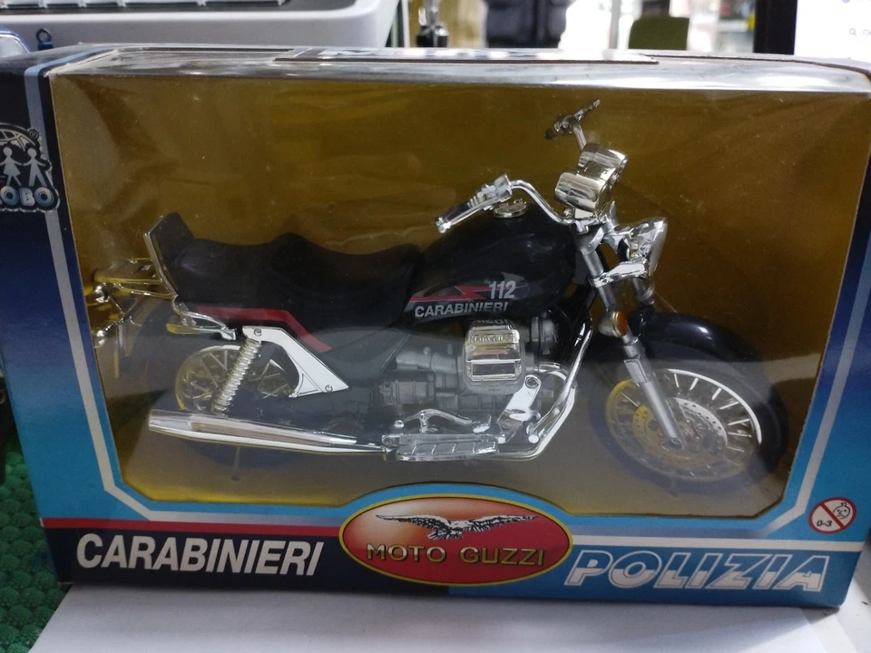 Globo Moto Guzzi Carabinieri Scala 1/12 - Immagine 1 di 1