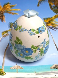 Vintage Keramik Eierform Pomander mit blauem Rosendesign - Bild 1 von 6