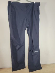 Pantaloni Adidas nuovi con etichette donna Terrex Hilking Senderismo tessuto blu grandi - Foto 1 di 10