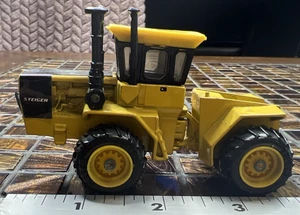 Steiger Die Cast Metal Toy Duals Tractor 1/64 Yellow E0 - Picture 1 of 6