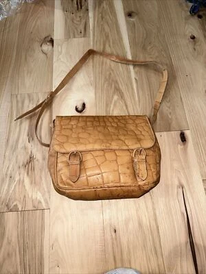 BOLSO MONEDERO UNISA CUERO MARRÓN Foto 1 de 4