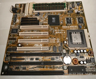VINTAGE AT Socket 7 ASUS SP97-V Motherboard (SIS 5598) CPU & 32 Mb RAM + Bonus - Image 1 of 4