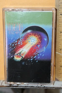 1996 Journey Cassette Tape Escape CT 67722 Columbia - Picture 1 of 3