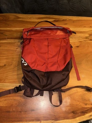 Deuter Rucksack XV3 / 21 L / Lifestyle Rucksack / rot - Bild 1 von 4
