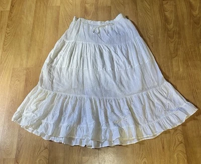 Falda Boho Kommotion NY Talla 2X Algodón Blanco Bordada Lentejuelas Volantes en Niveles Foto 1 de 4