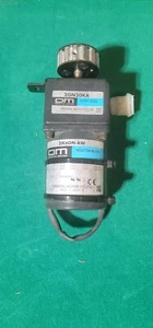 ORIENTAL MOTOR 2IK6GN-AW Induction Motor With 2GN30KA GEAR HEAD - Picture 1 of 3