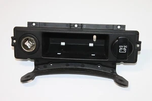 #5071 JEEP GRAND CHEROKEE 2010 CIGARETTE LIGHTER , POWER OUTLET , ASHTRAY - Picture 1 of 9