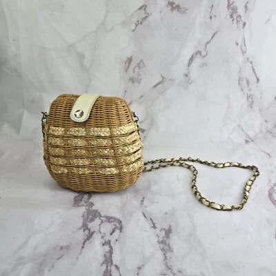 Vintage Rattan Bag Shoulder Purse Whicker Boho Crossbody Chain Clam Dome Gold - Image 1 of 4