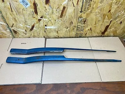 Pontiac Star Chief 1958 2 puertas techo rígido trasero 1/4 ventana interior decoración molduras Foto 1 de 4