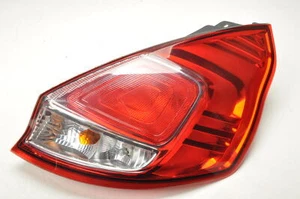 FORD FIESTA 6 VI MK7 Luz Trasera Derecho C1BB-13404-AD - Imagen 1 de 7